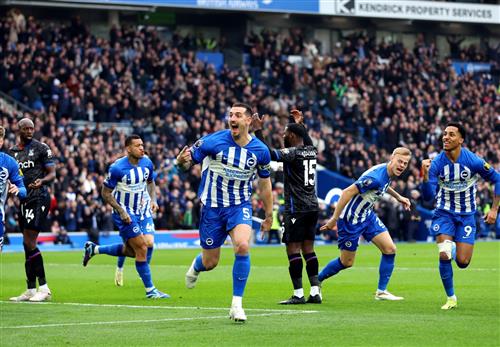 Brighton đấu với Crystal Palace