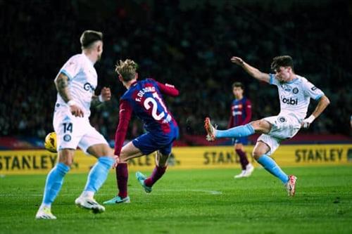 Girona đấu với Alaves
