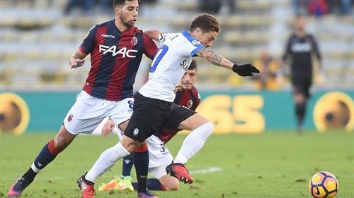 Atalanta đấu với Bologna